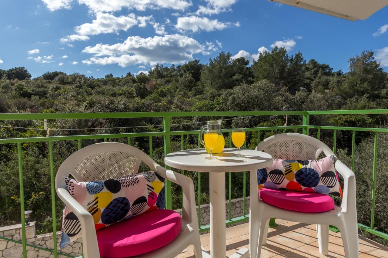 Apartments Marija Bibic Hvar Town Exterior photo