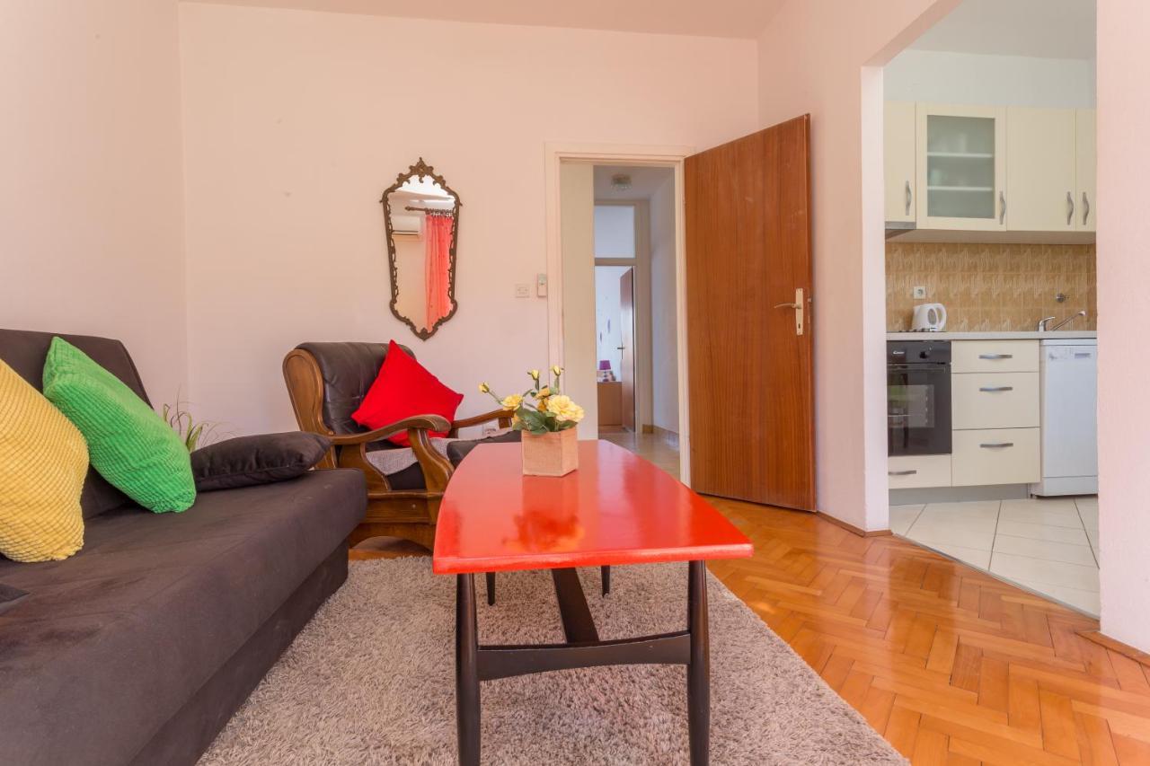 Apartments Marija Bibic Hvar Town Exterior photo