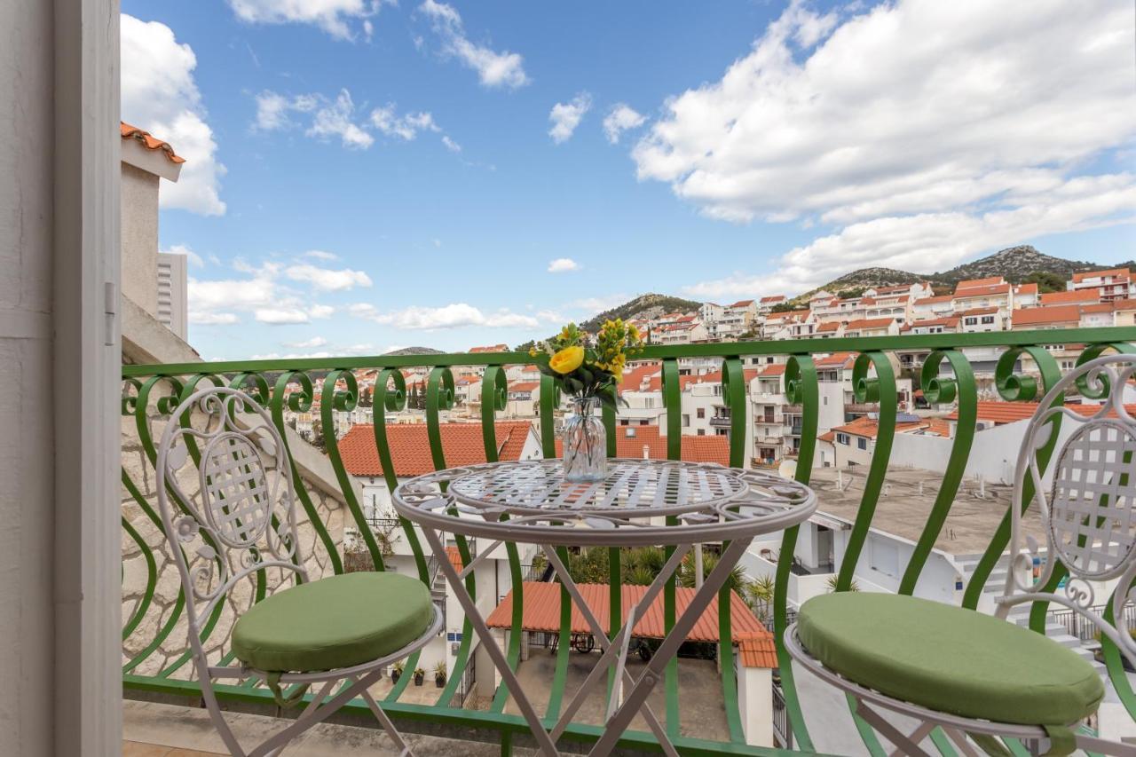 Apartments Marija Bibic Hvar Town Exterior photo